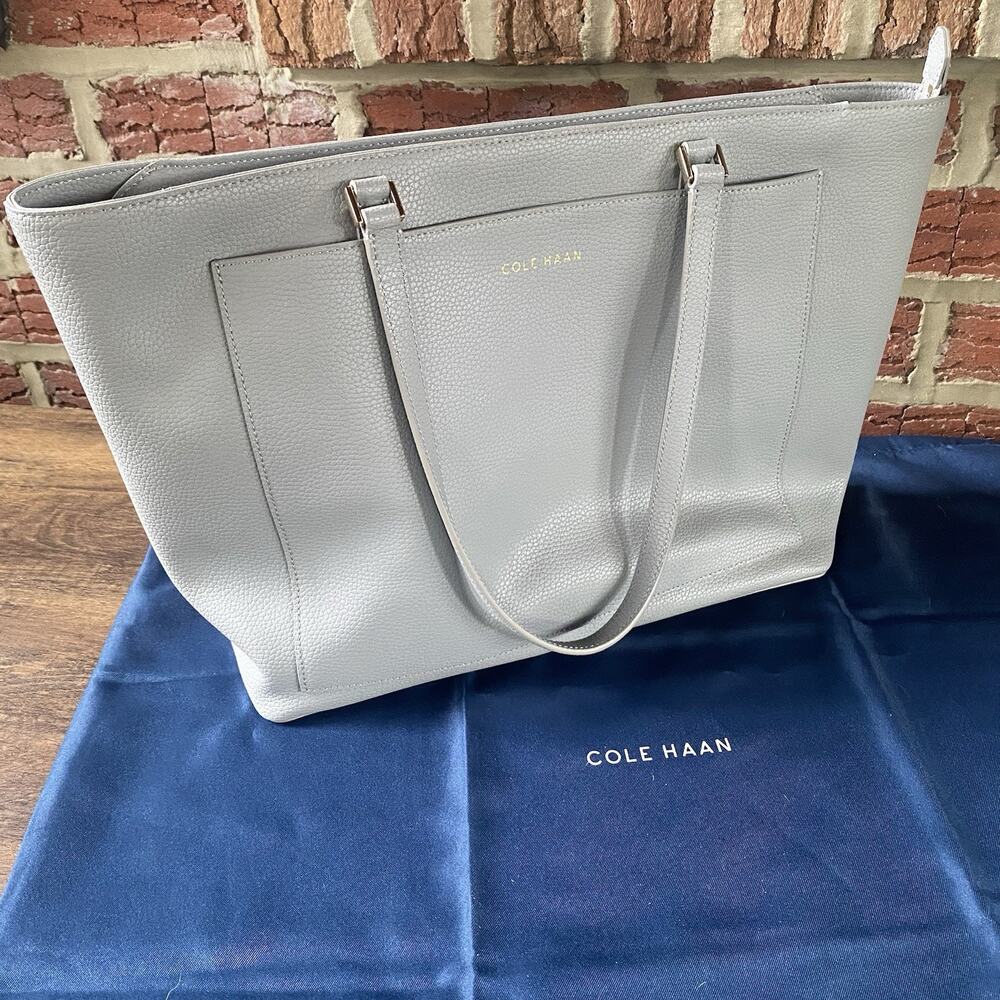 COLE HAAN Women’s Elyse Large Leather Tote Bag in Grey Pebbled Leather w/Duster
